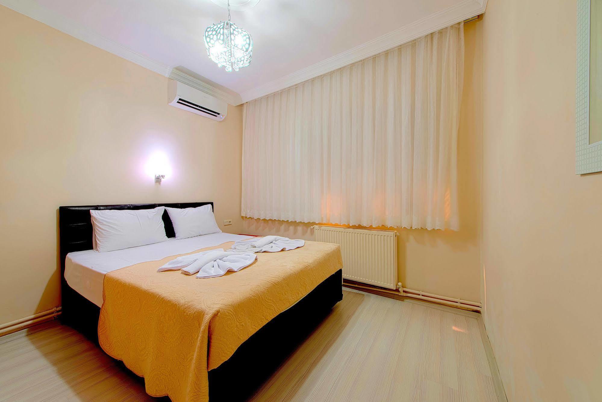 Efe Apart Hotel Stambuł Zewnętrze zdjęcie