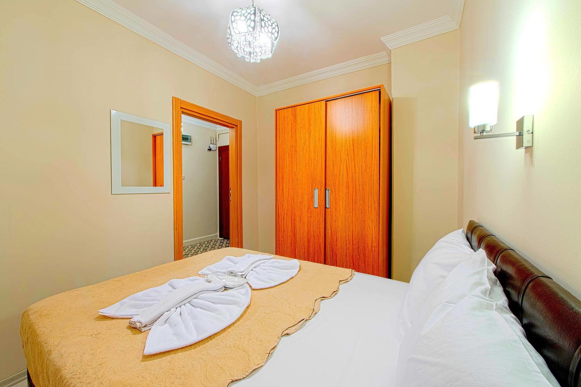 Efe Apart Hotel Stambuł Zewnętrze zdjęcie